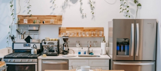 Cómo pintar una cocina para que parezca más grande