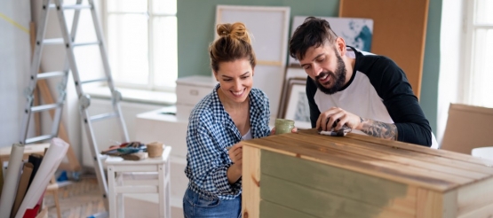 Cómo pintar muebles de madera