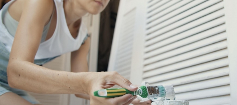 ¿Cómo pintar una puerta de madera?