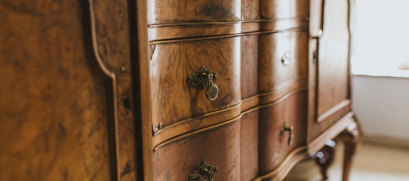 Aprende cómo restaurar muebles antiguos
