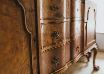 Aprende cómo restaurar muebles antiguos