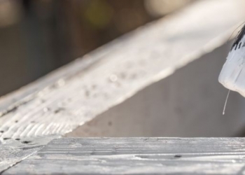 Restaura tus muebles con pintura a la tiza